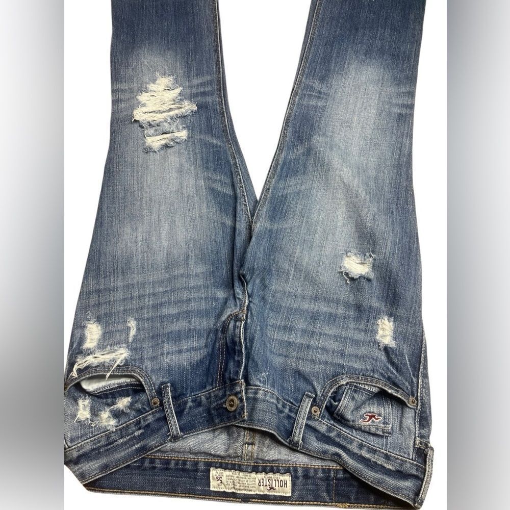 Hollister Classic Blue Denim Distressed Jeans Size 5 Short - Picture 5 of 6